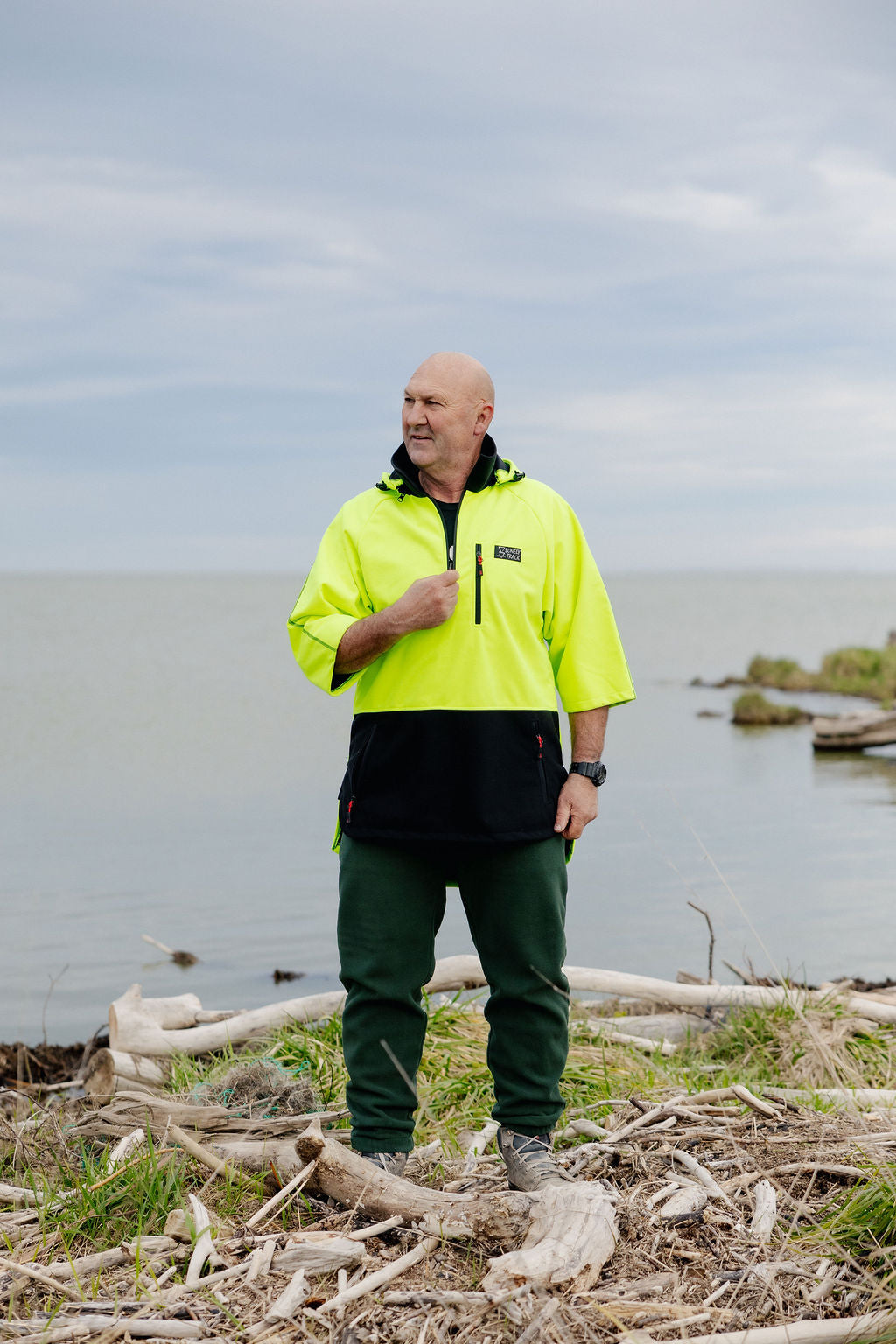 Lonely Track Wilder Tradie